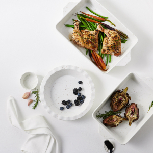 Maxwell & Williams Speckle Bundle - With Free Wild Planet Kiddies Apron