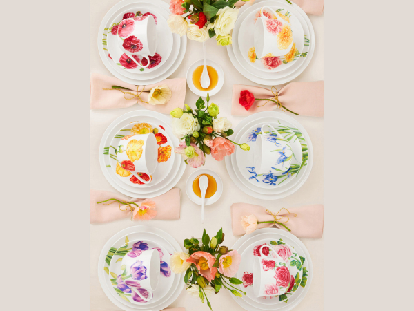 Maxwell & Williams Katherine Castle Floriade Breakfast Cup & Saucer Ranunculus 480ml